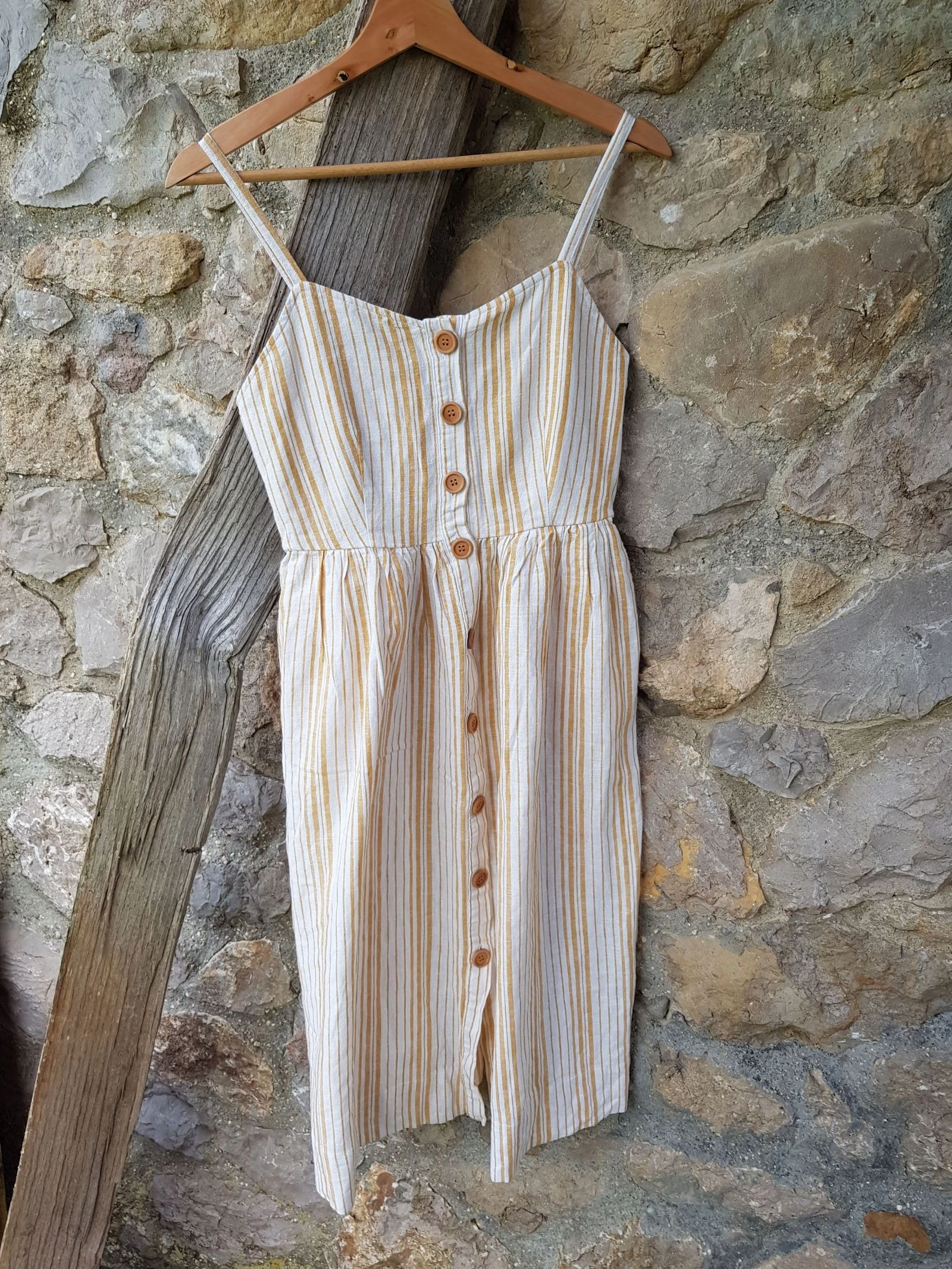 Vestido midi de rayas y botones S. Robe midi a rayures et boutons